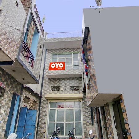 Hotel O S Palace Near Samaypur Badli Metro Station Delhi  Bagian luar foto